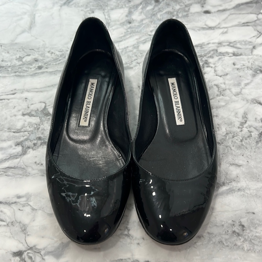 Manolo Blahnik Patent Leather Ballet Flat 6.5
